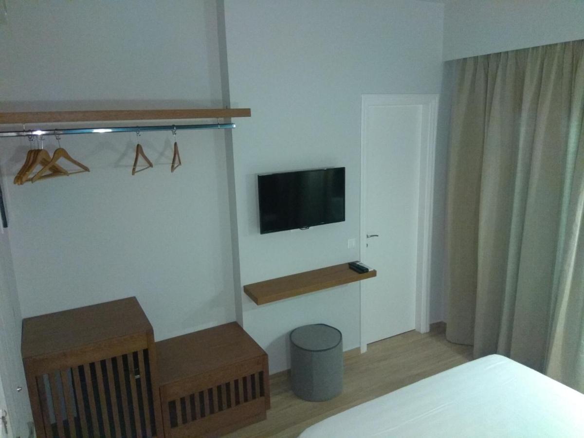 Ariadni Rooms & Apartments Ermoupoli Exteriör bild